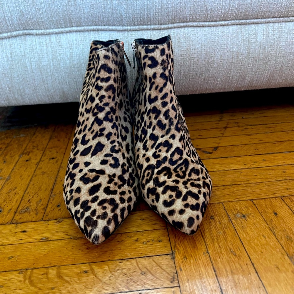 Sam Edelman Cheetah print kitten heel booties